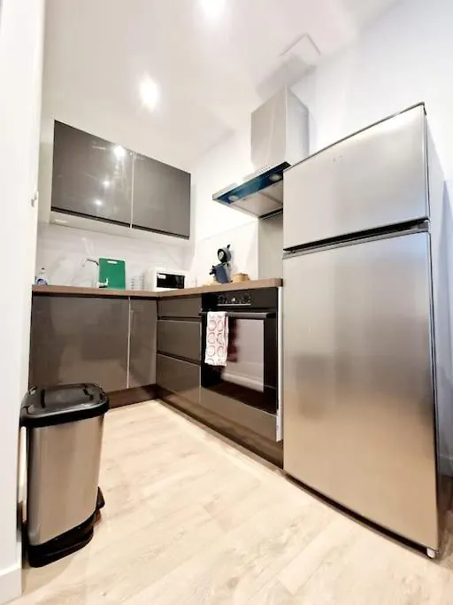 Apartment Appartement Moderne Neuf F2 Centre Ville Valence  France