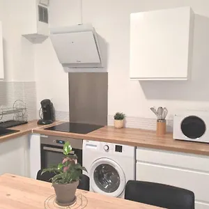 Appartement T3 Meuble Et Equipe Valence Proximite De La Gare, Valence (Drome)